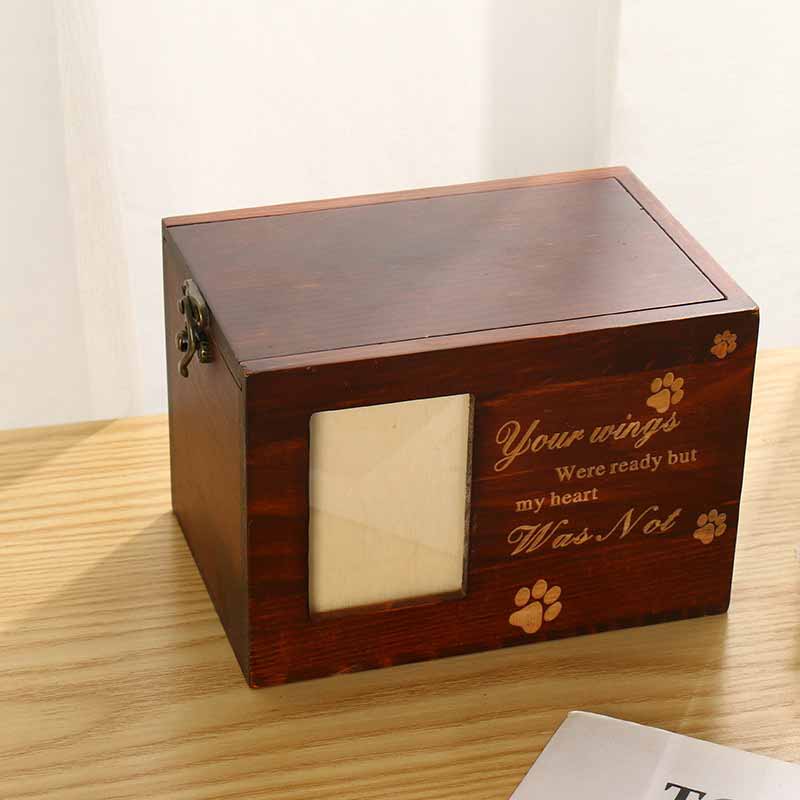 Solid wood pet urn Funerary cats and dogs